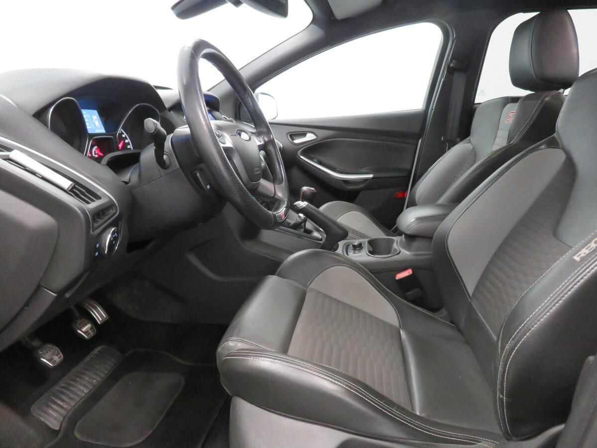 Ford Focus 2.0 EcoBoost 184 kW ST