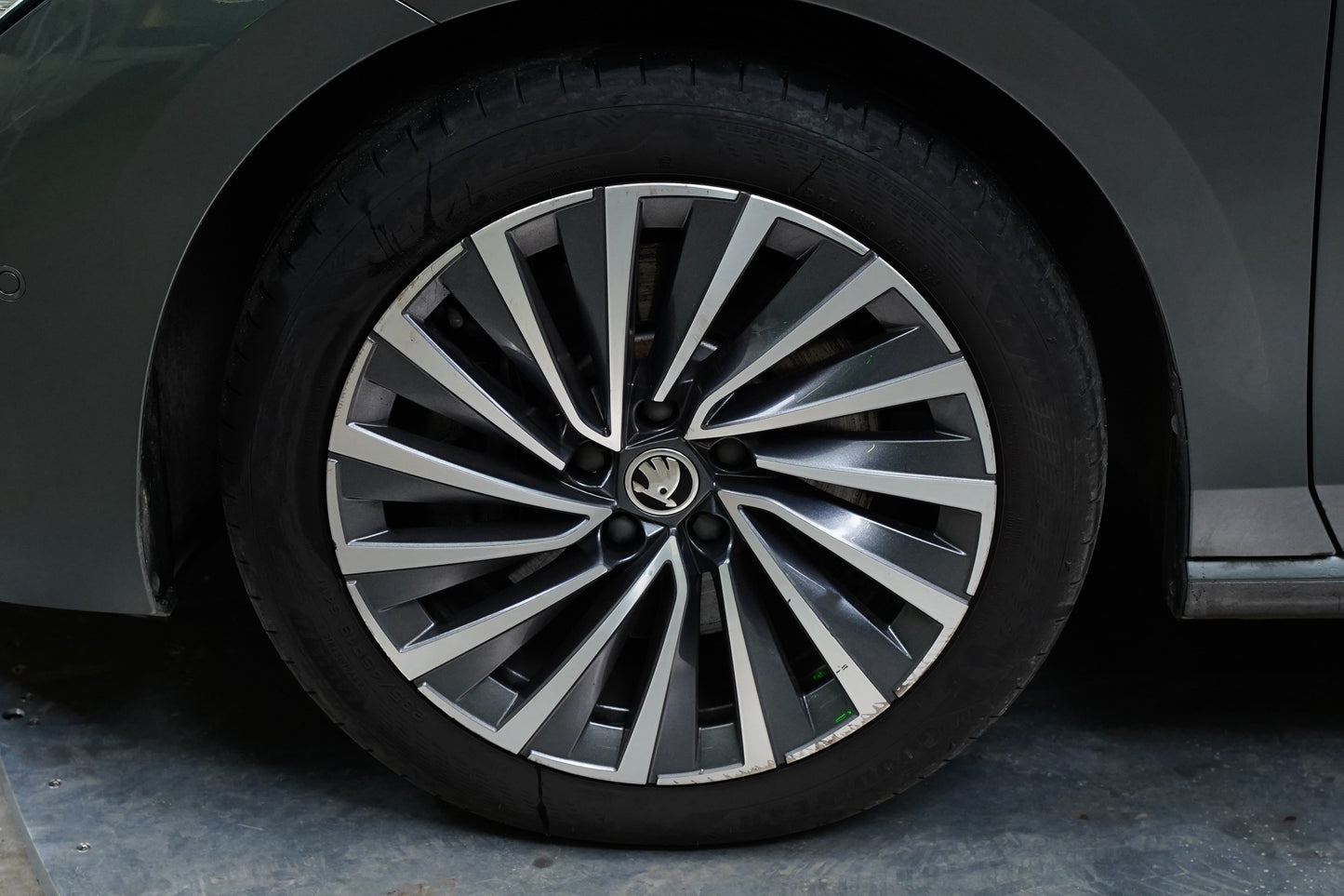 Škoda Superb 2.0 TDI 142 kW DSG 4x4 L&K