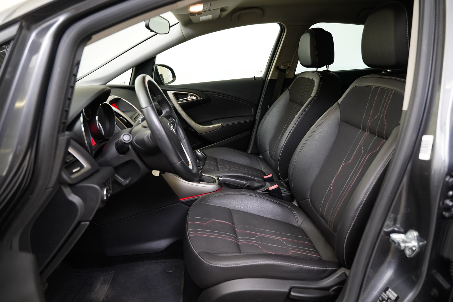 Opel Astra 1.4 Turbo 103 kW Jahre