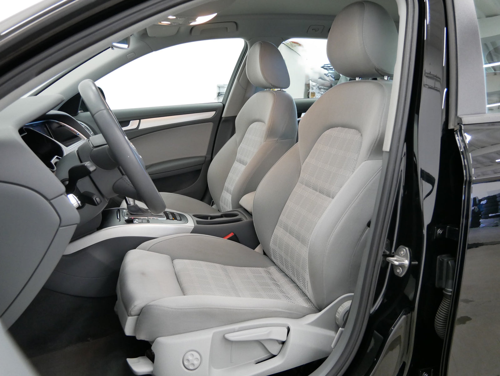 Audi A4 2.0 TDI 130kW quattro Ambition – foto 11