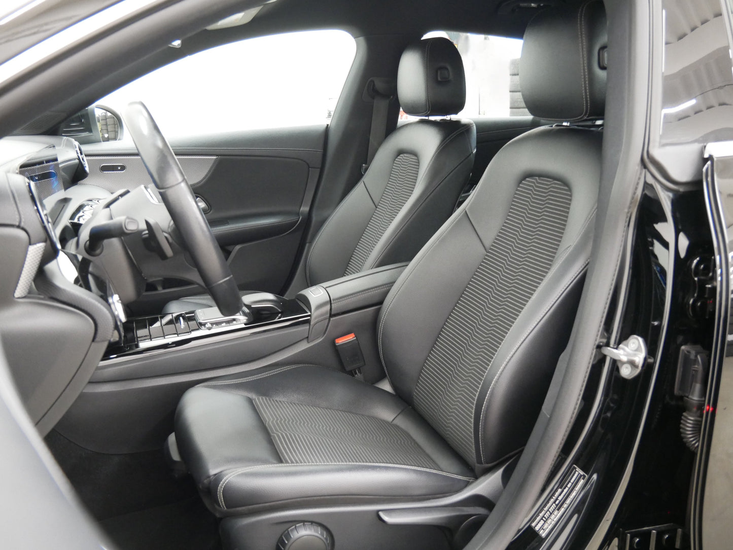 Mercedes-Benz CLA 1.3i 120 kW Progresive