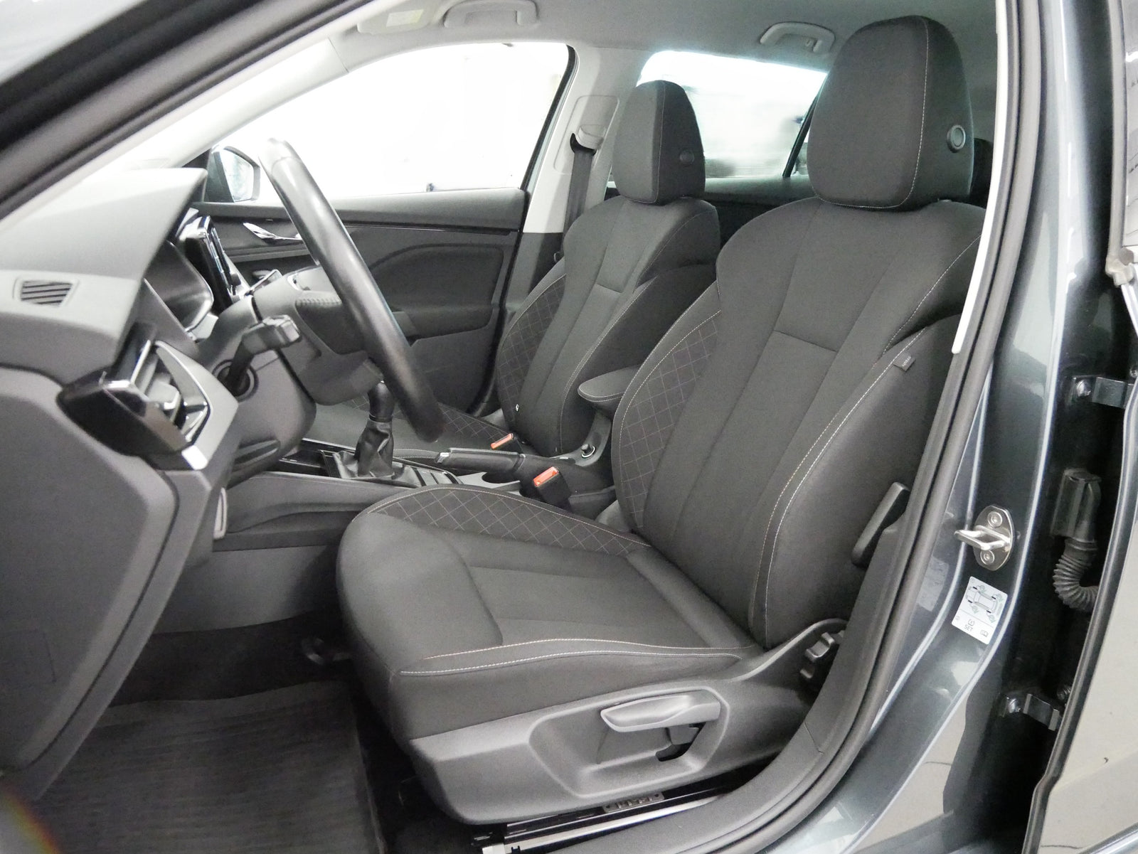 Škoda Scala 1.0 TSI 81 kW Ambition – foto 11