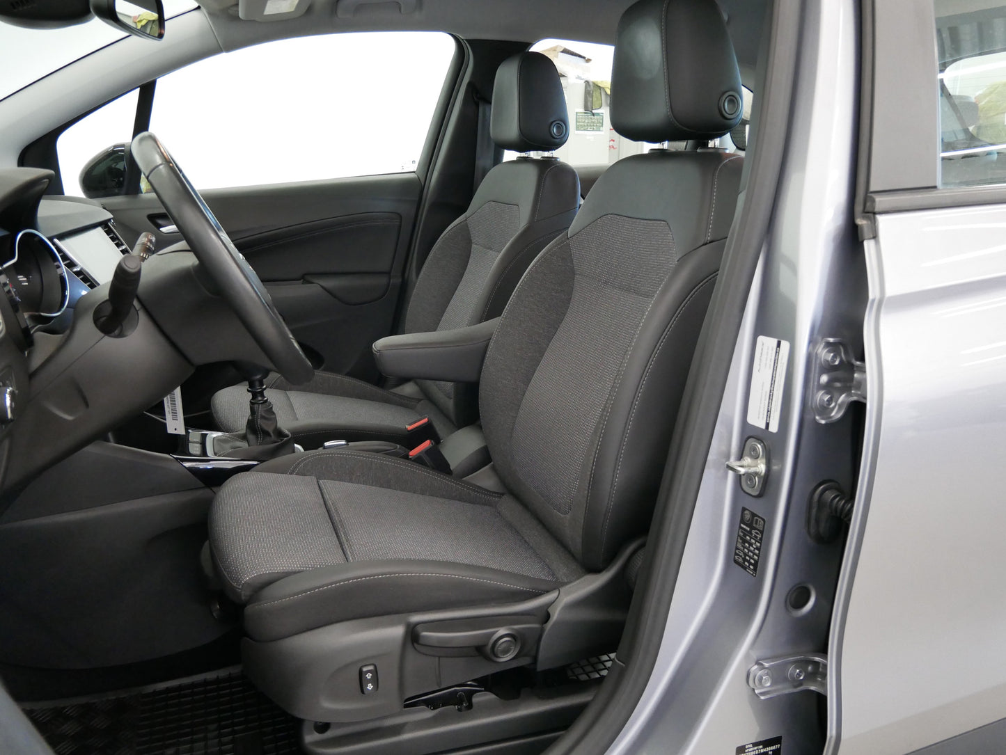 Opel Crossland 1.2 TURBO 81 kW Elegance