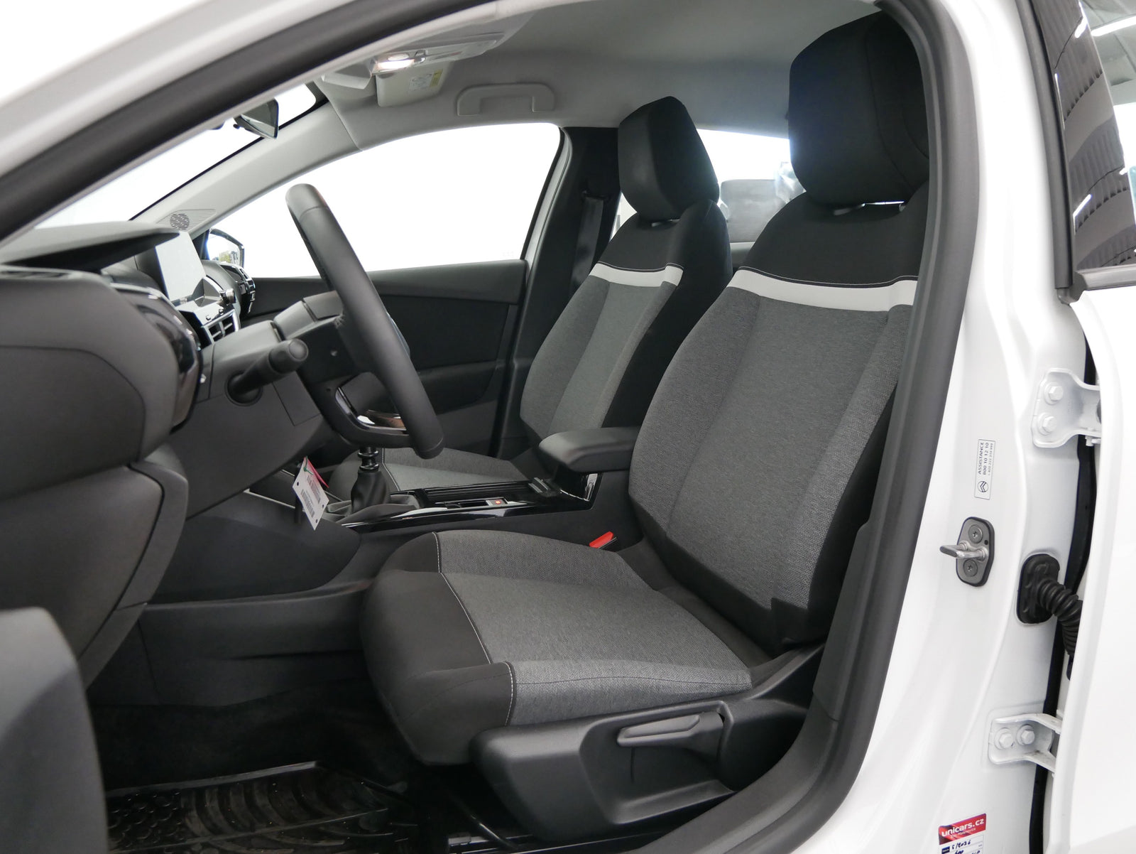 Citroën C4 X Citroen C4 X 1,2 Puretech 74kW – foto 11