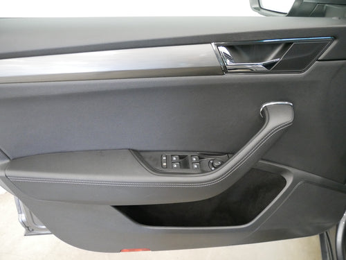 Škoda Superb 2.0 TDI 147 kW 4x4 DSG Style – foto 11