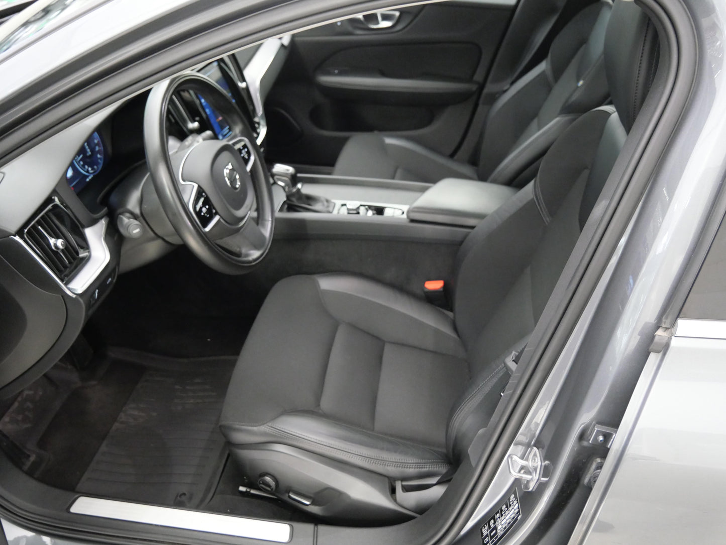 Volvo V60 2.0 D4 140 kW