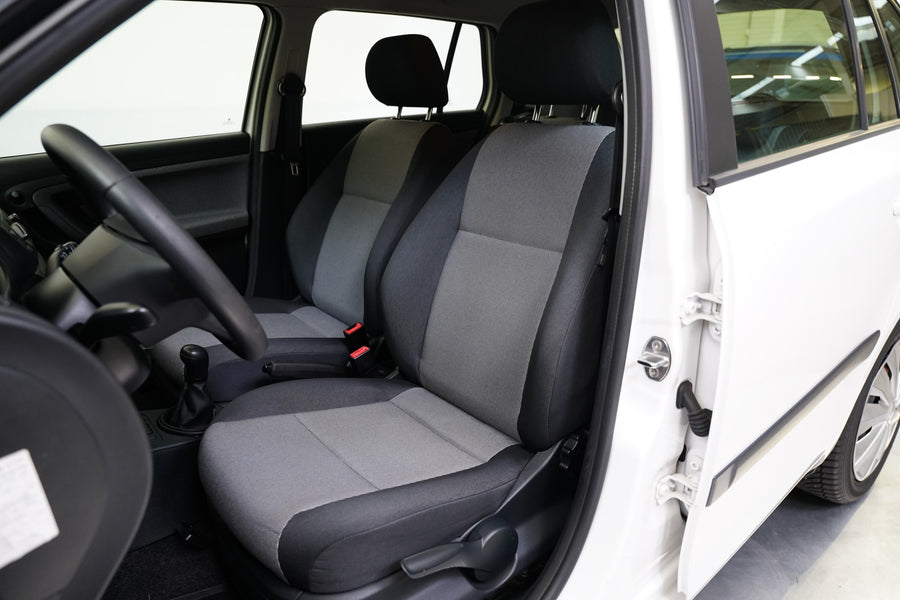 Škoda Fabia 1.4 16V 63 kW Tour Active – foto 11
