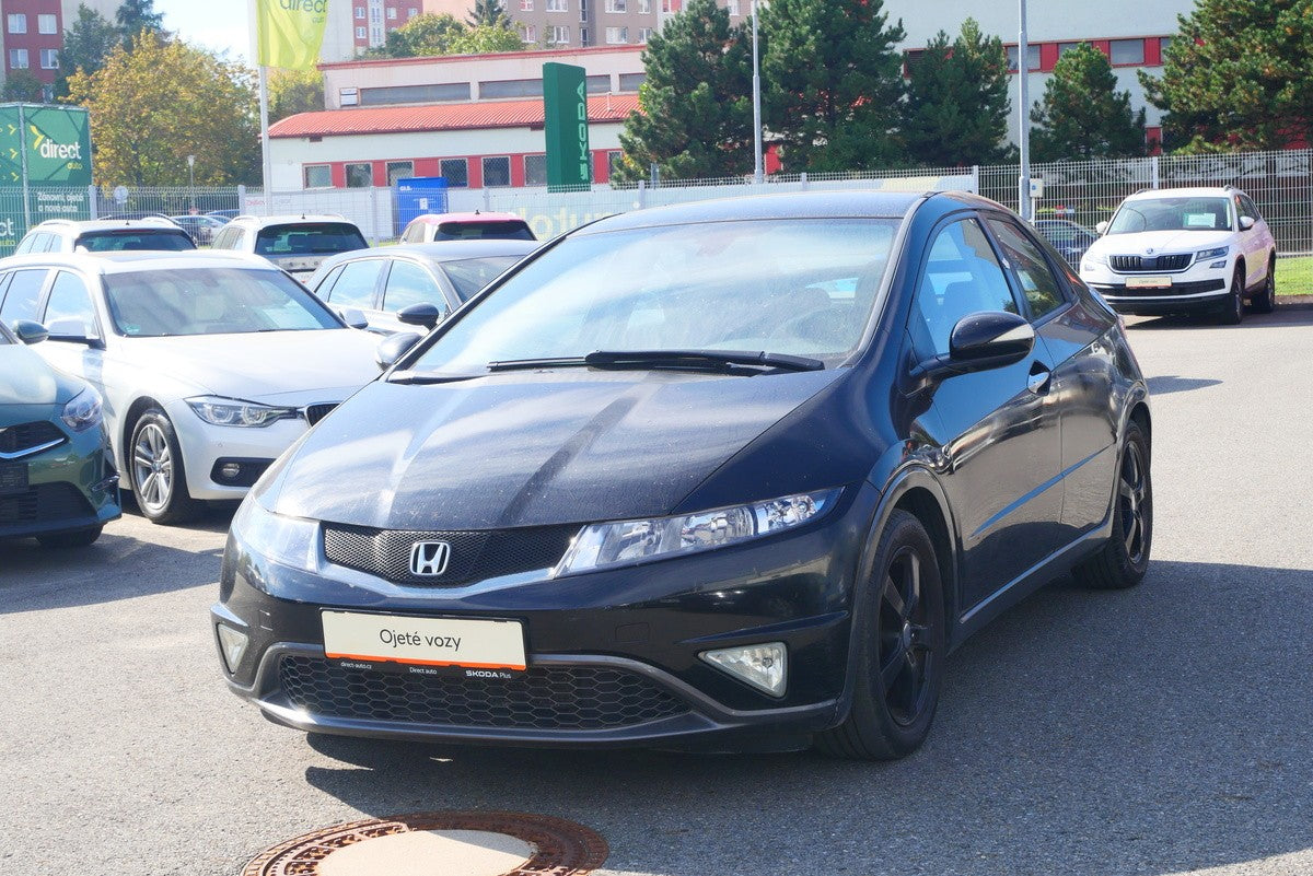 Honda Civic 1.8i 103 kW Sport