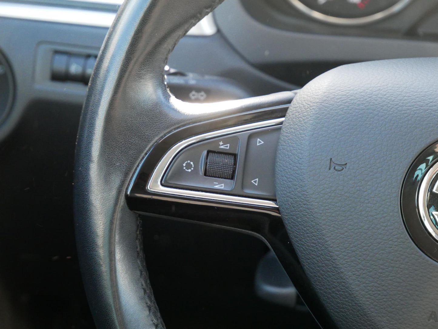 Škoda Rapid 1.6 TDI 77 kW Elegance
