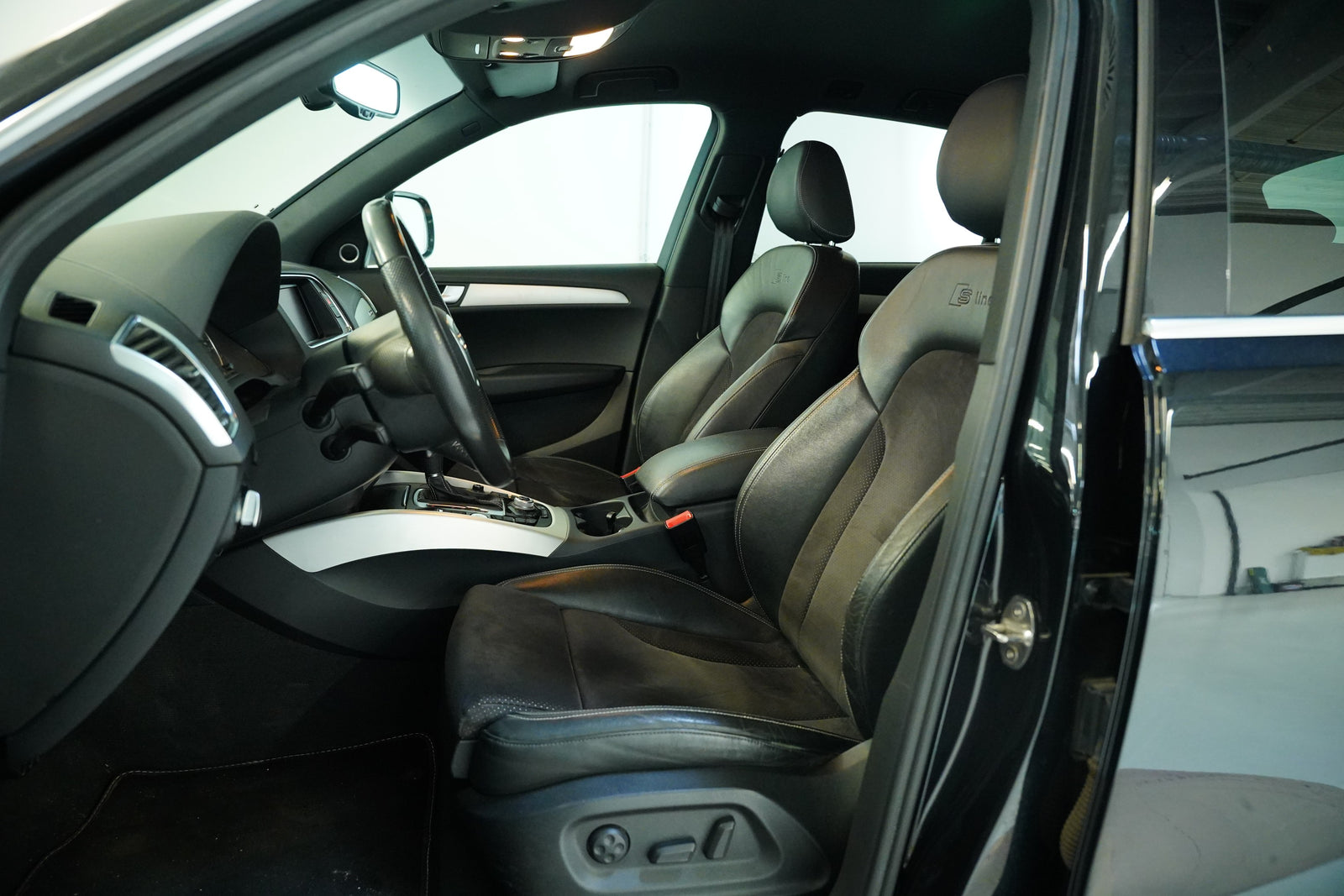 Audi Q5 3.0 TDI V6 176 kW Quattro – foto 11