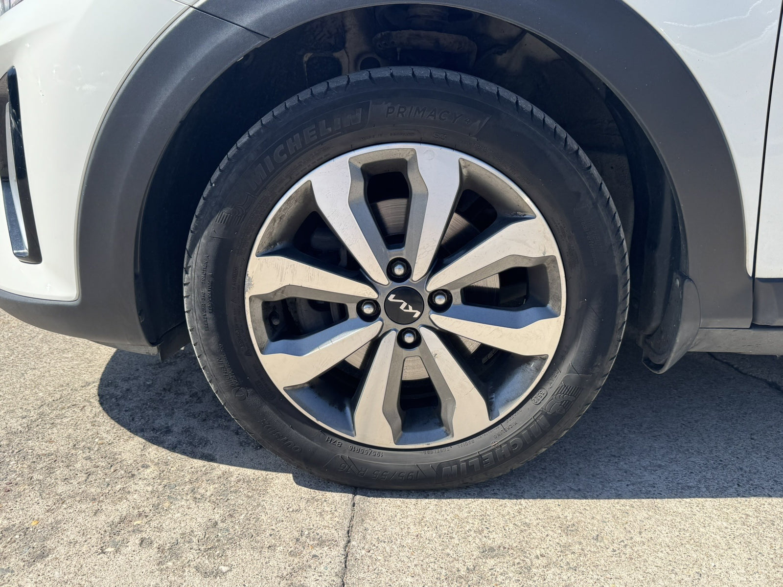 Kia Stonic 1.0 T-GDI 74 kW TOP – foto 11