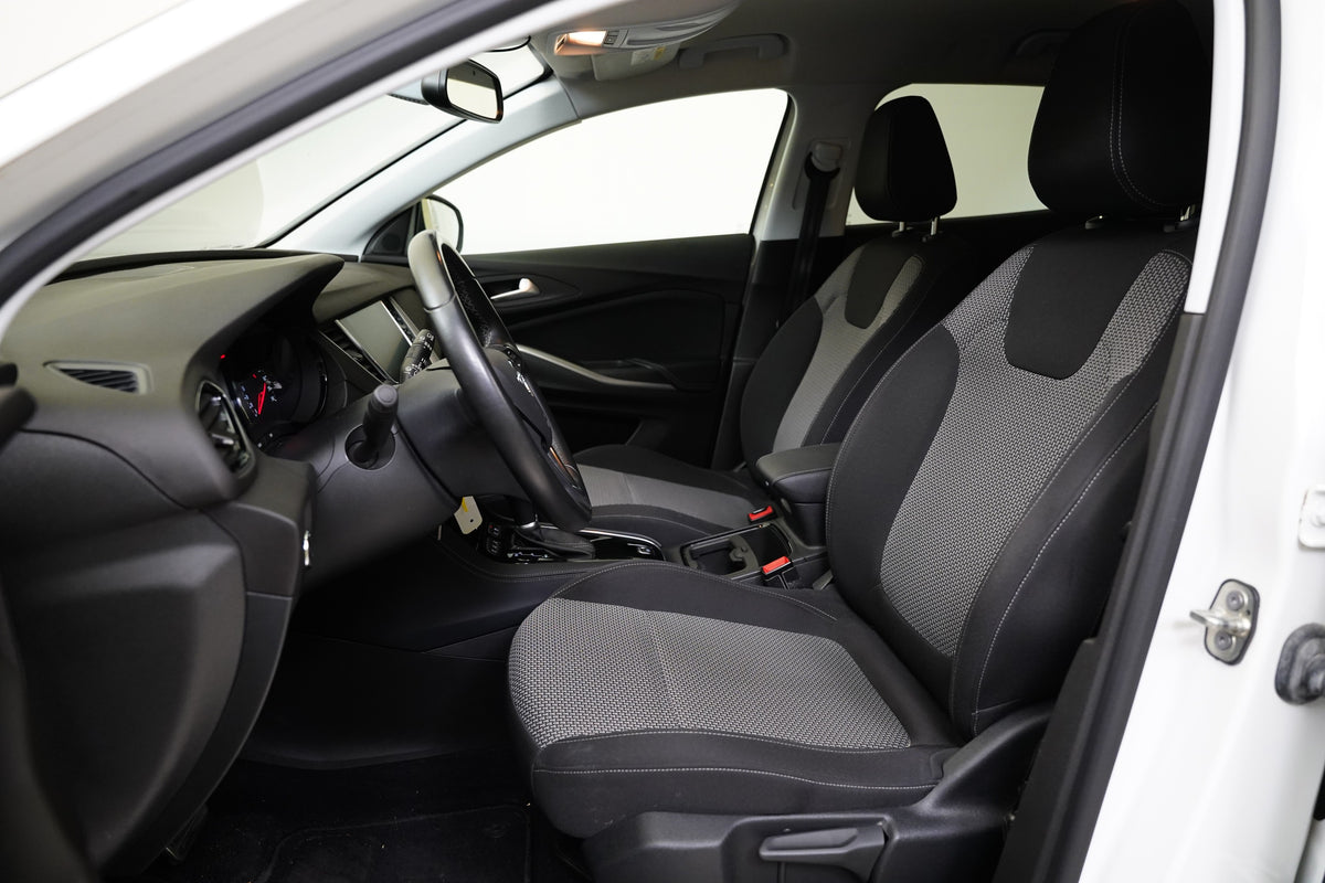 Opel Grandland X 1.2 Turbo 96 kW Edition – foto 11
