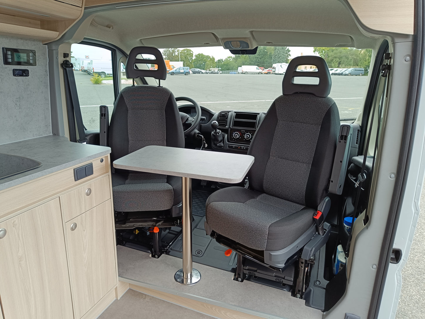 Fiat Ducato Light 2,2 MTJ L2H2 Obytný automobil