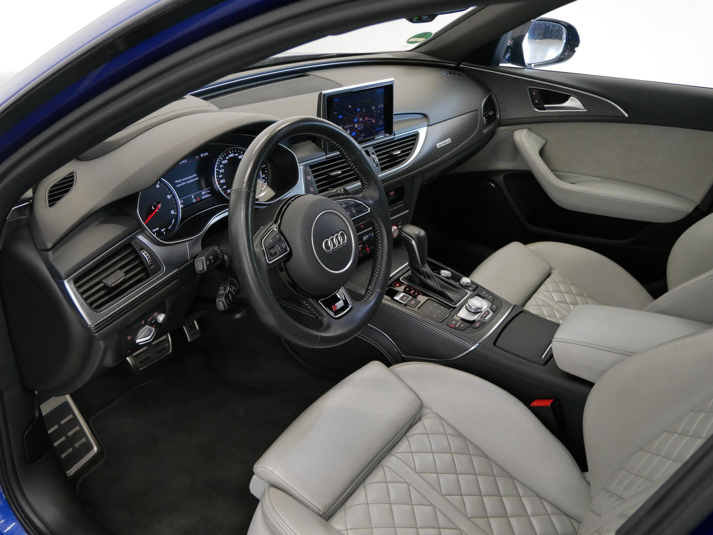 Audi A6 S-Line 3.0TDI 240KW