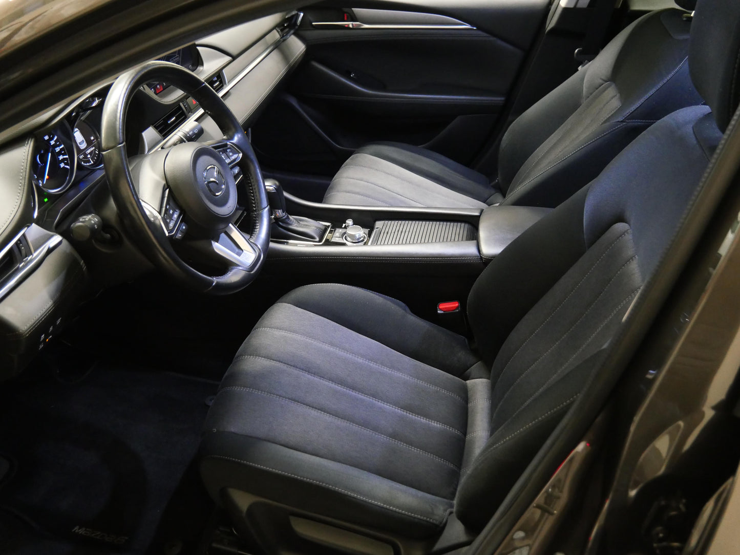 Mazda 6 2.5 i 143 kW Signature