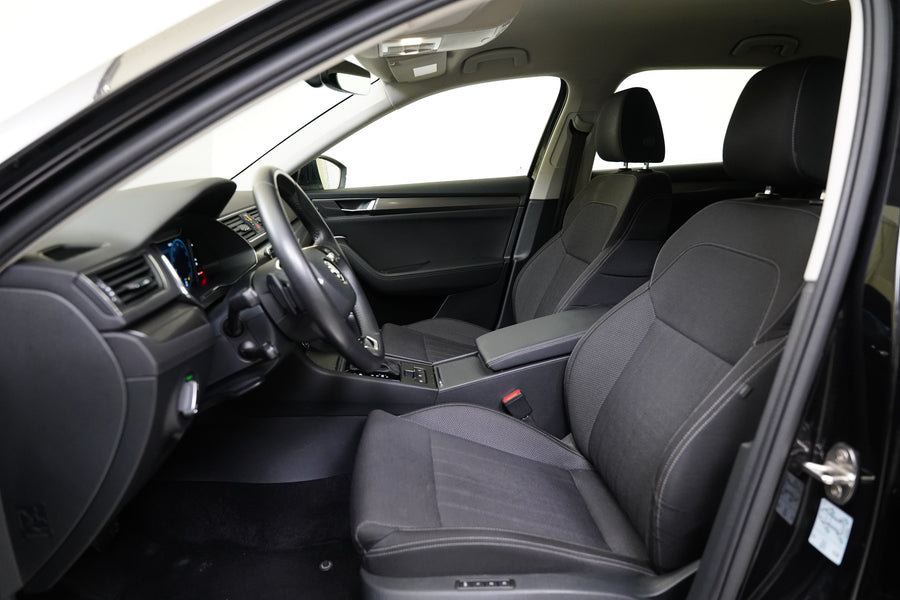 Škoda Superb 2.0 TDI 110 kW Style – foto 11