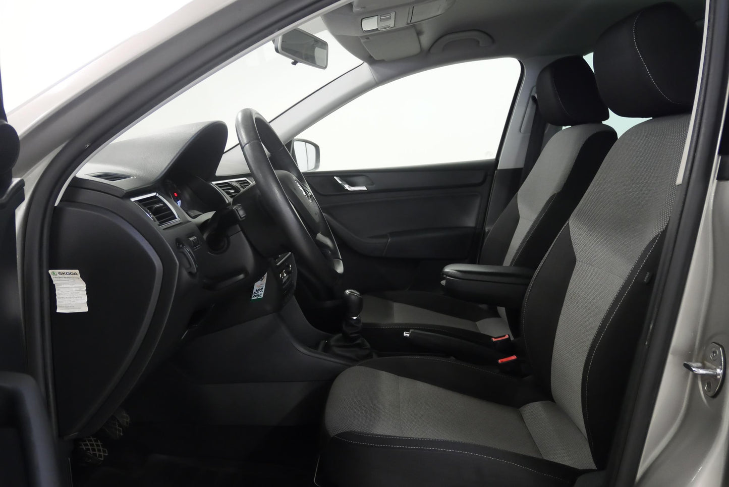 Škoda Rapid 1.6 TDI 77 kW Elegance Extra+