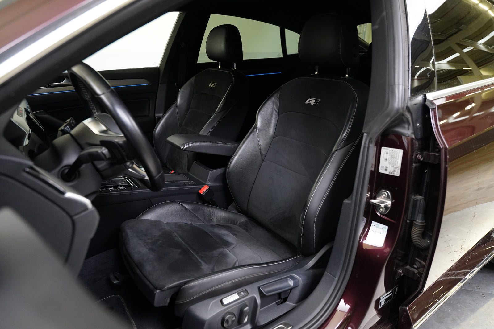 Volkswagen Arteon 2.0 TSI 140 kW R-Line – foto 11
