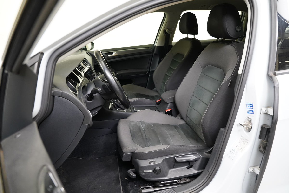 Volkswagen Golf 1.6 TDI 85 kW DSG Comfortline – foto 11