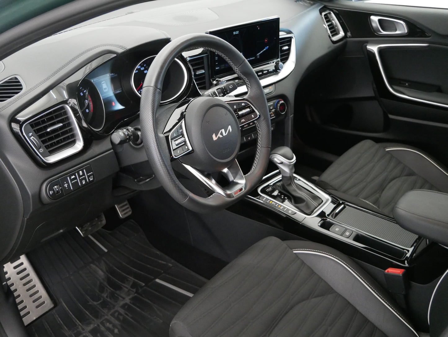 Kia ProCeed 1.5 T-GDi GT-Line plus