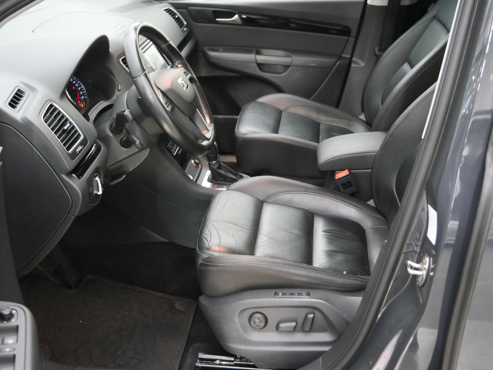 Seat Alhambra 2.0 TDI 135 kW 4x4 – foto 11