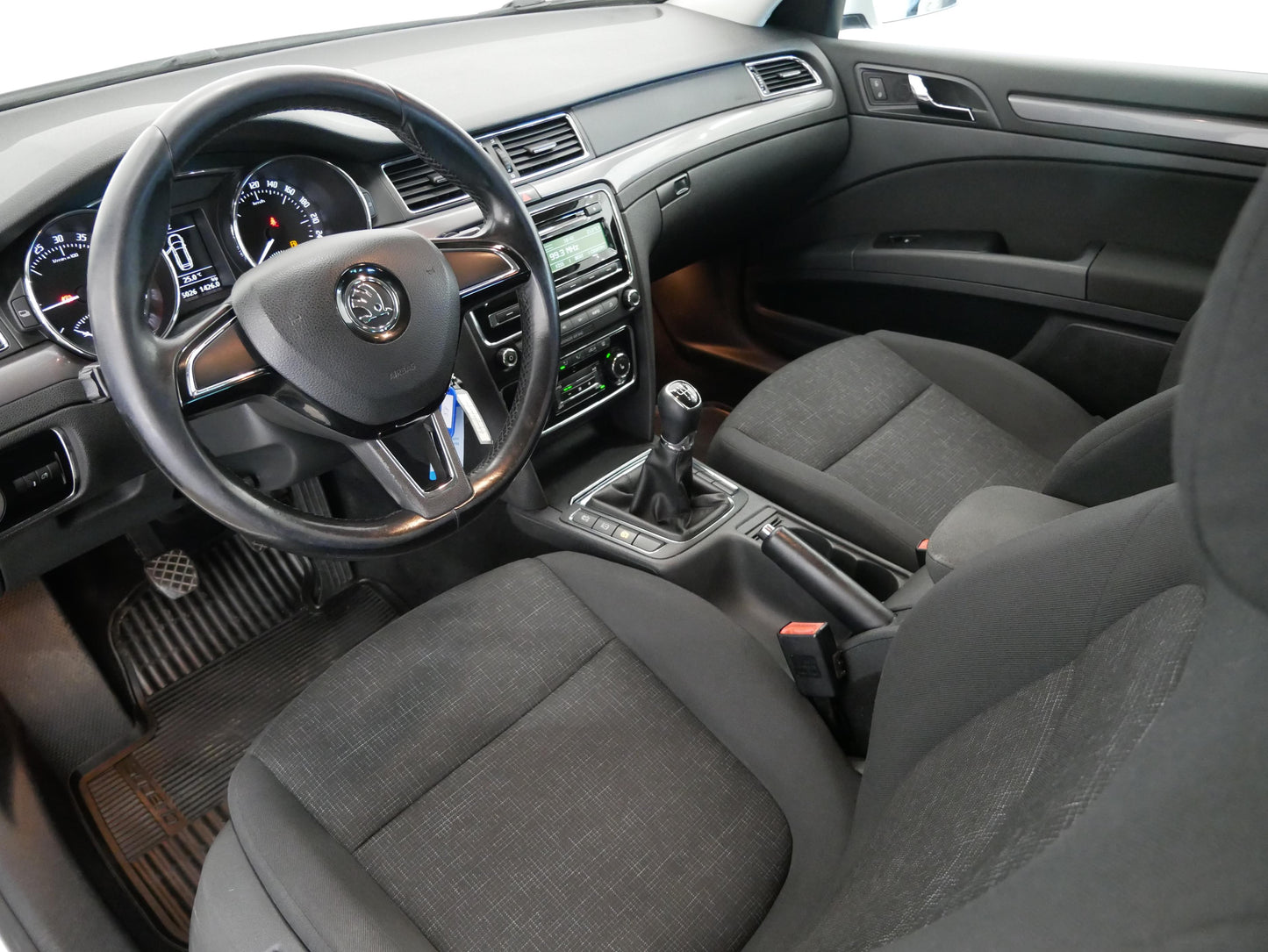 Škoda Superb 2.0 TDI 103 kW ScoutLine