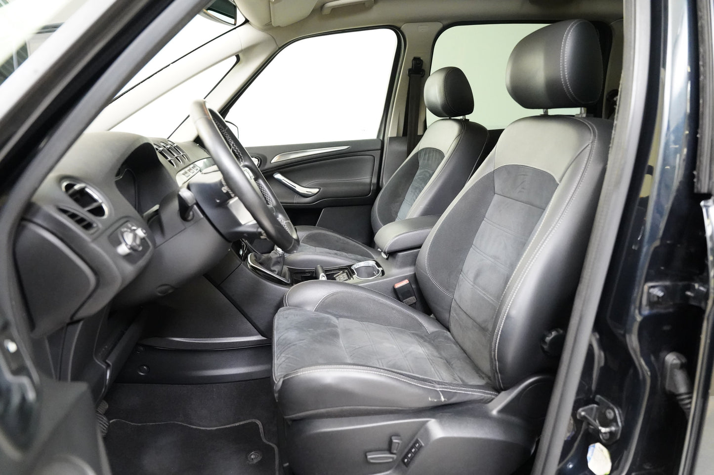 Ford Galaxy 2.2 TDCi 147 kW TItanium