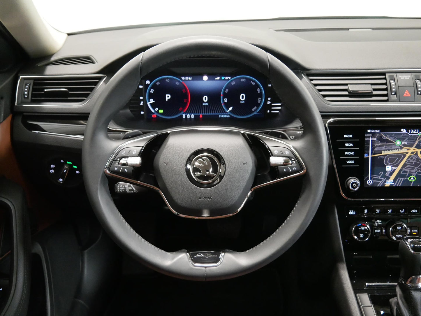 Škoda Superb 2.0 TDI 147 kW L&K