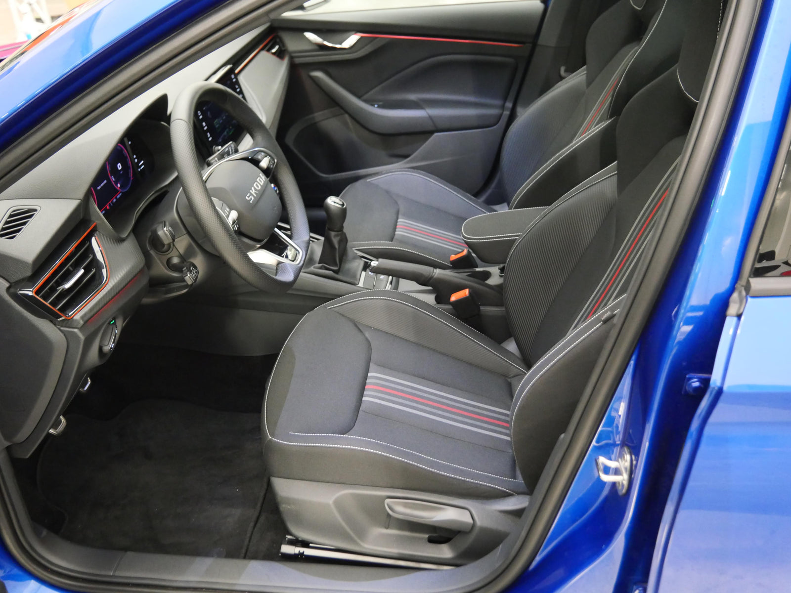 Škoda Scala 1.0 TSI 85 kW Monte Carlo – foto 11