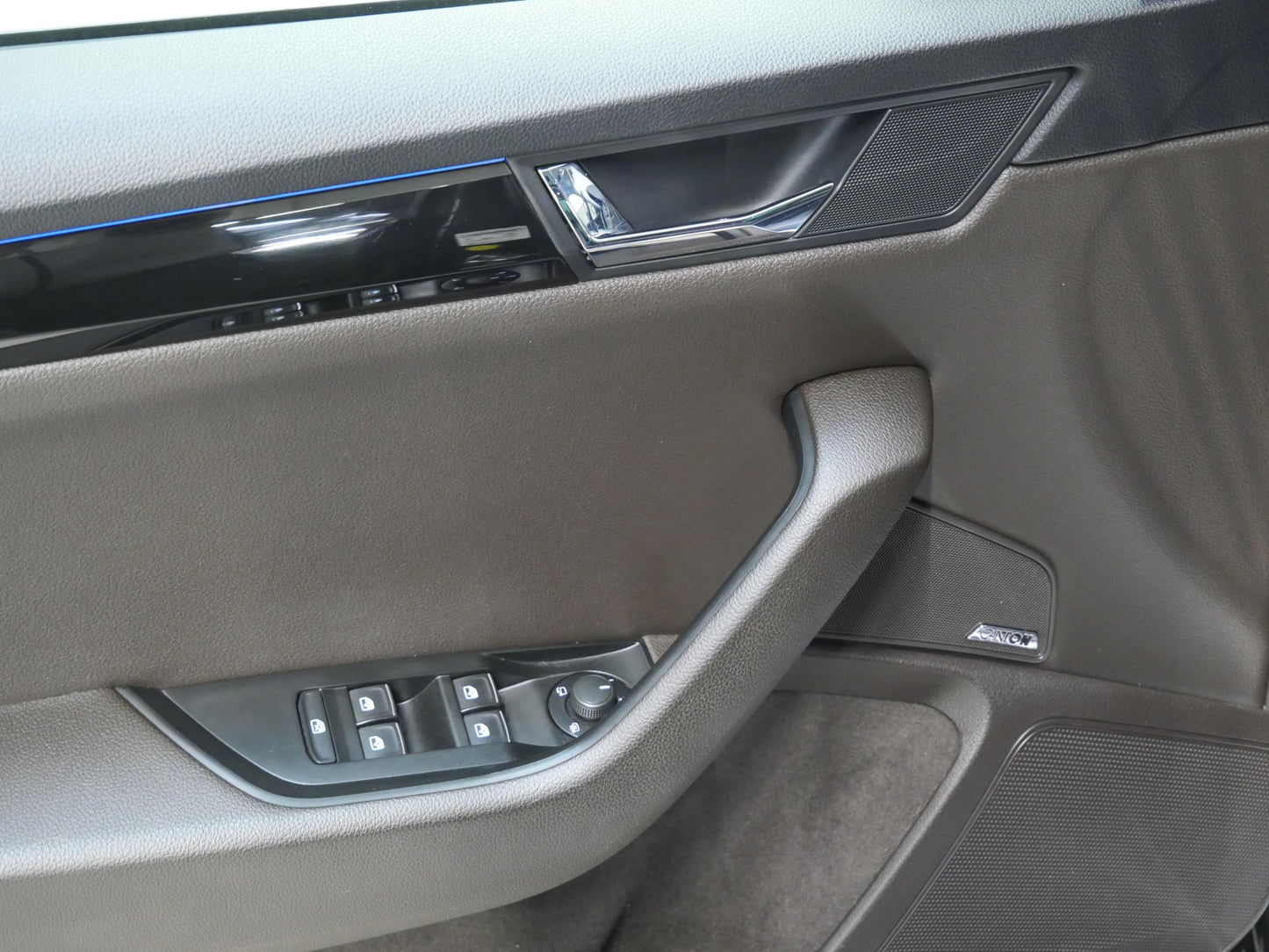 Škoda Superb 2.0 TDI 140 kW 4x4 L&K