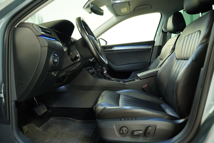 Škoda Superb 2.0 TDI 140 KW – foto 11