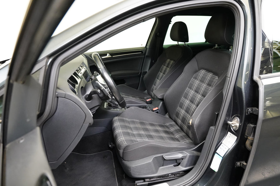 Volkswagen Golf 2.0 TDI 135 kW DSG GTD – foto 11