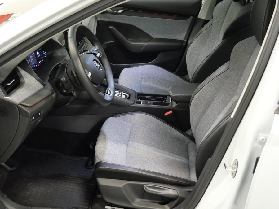 Škoda Octavia 1.5 eTSI 110 kW Top Selection – foto 11