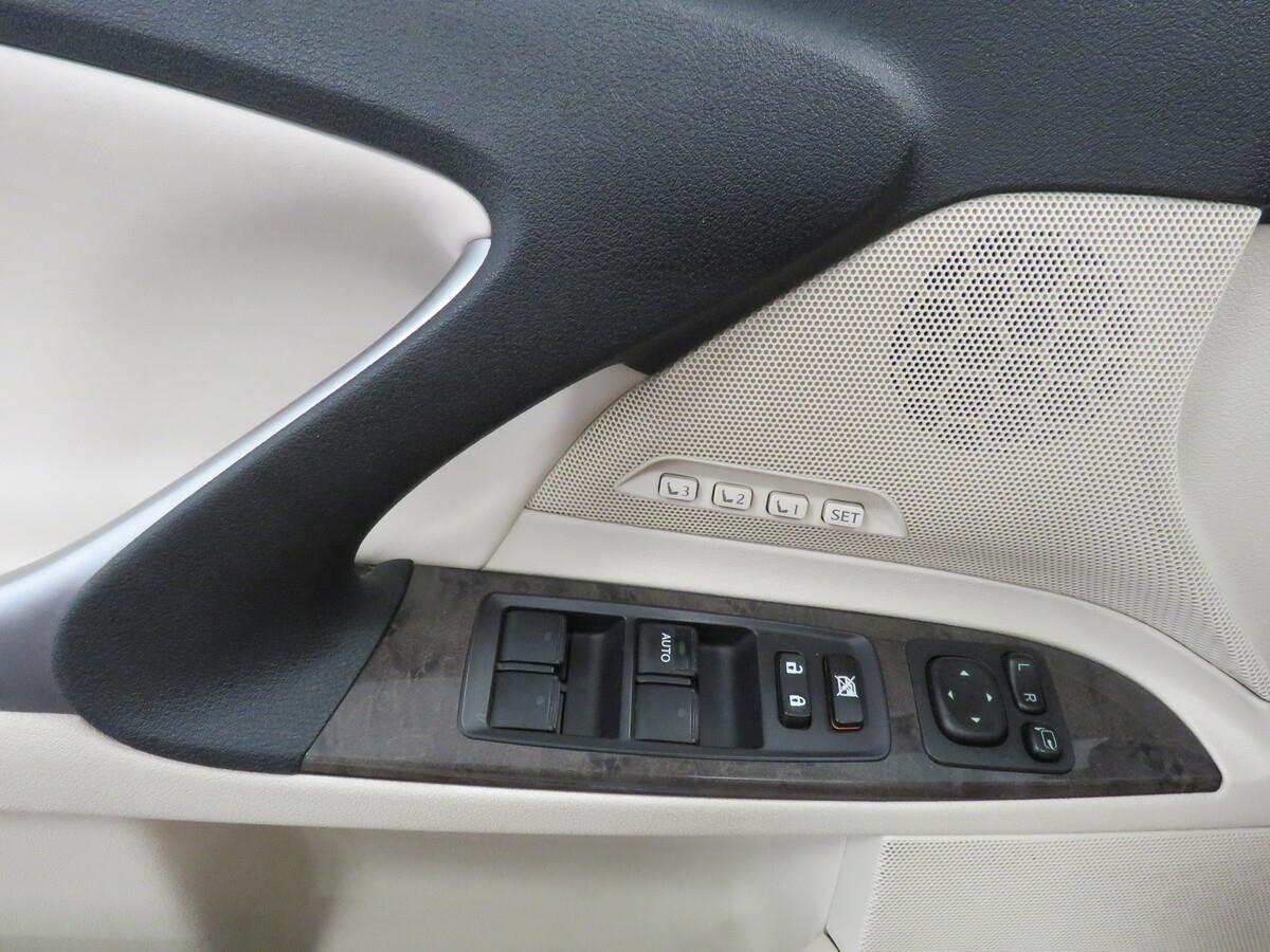 Lexus IS 2.5 V6 153 kW Luxury