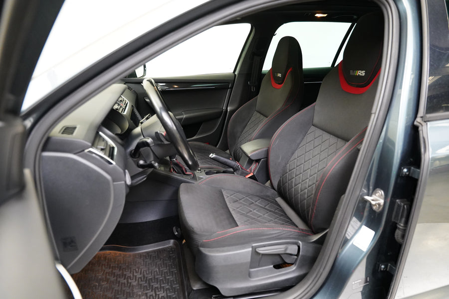 Škoda Octavia 2.0 TDI 135 kW DSG RS – foto 11