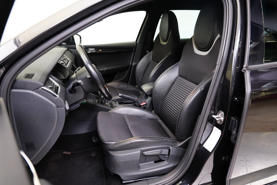 Škoda Octavia 2.0 TDI 135 kW RS – foto 11