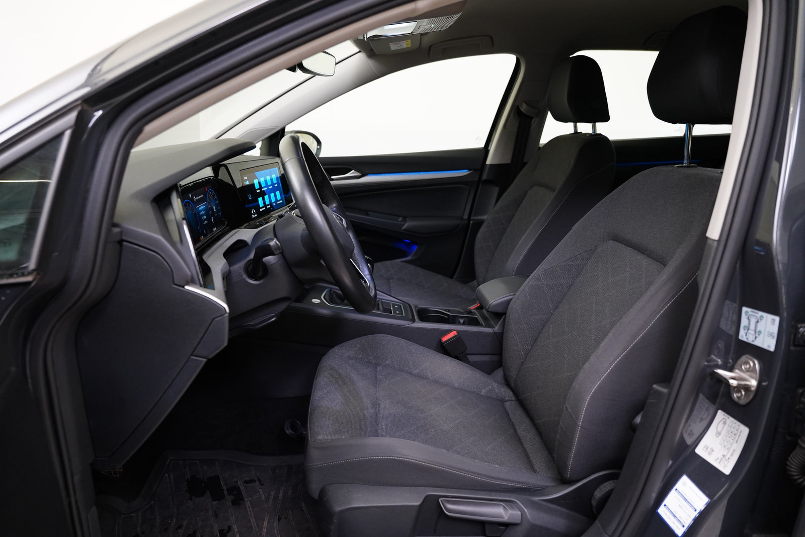 Volkswagen Golf 1.0 TSI 81 kW Life – foto 11