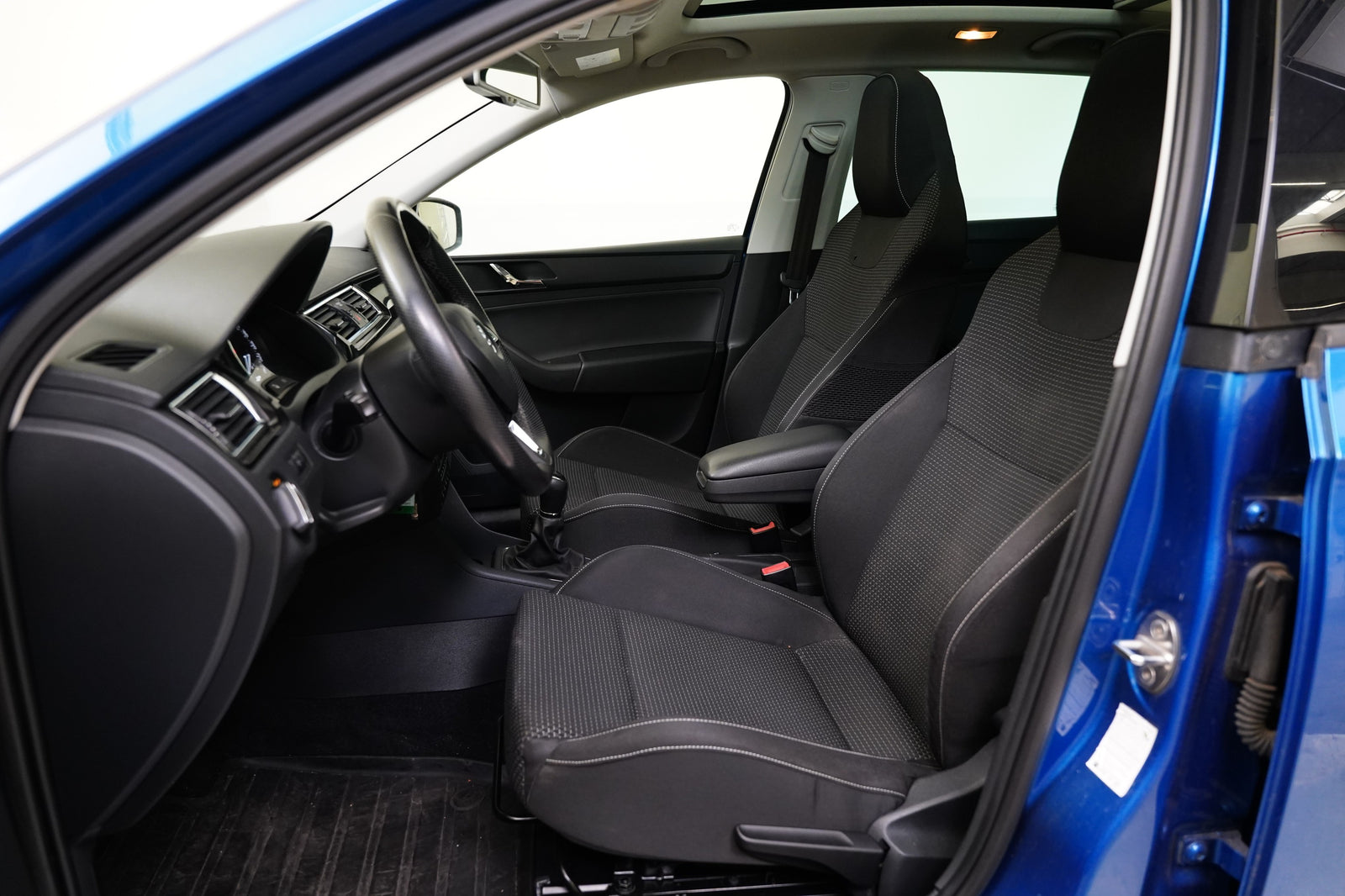 Škoda Rapid 1.2 TSI 77 kW Elegance – foto 11