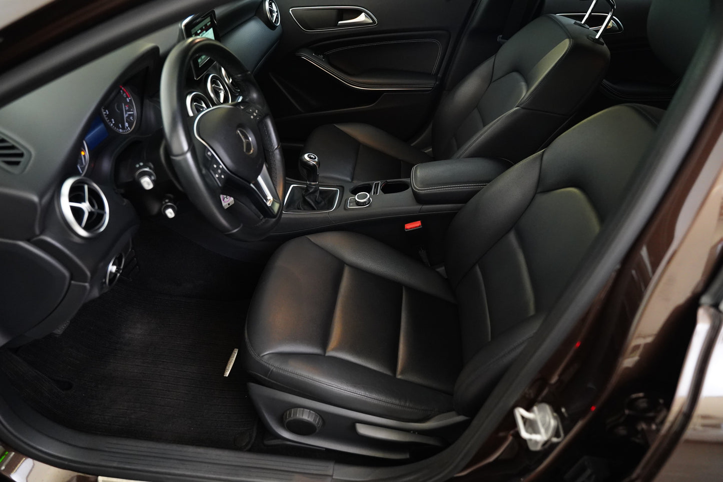 Mercedes-Benz Třídy A 180 BlueEfficiency 90 kW Style