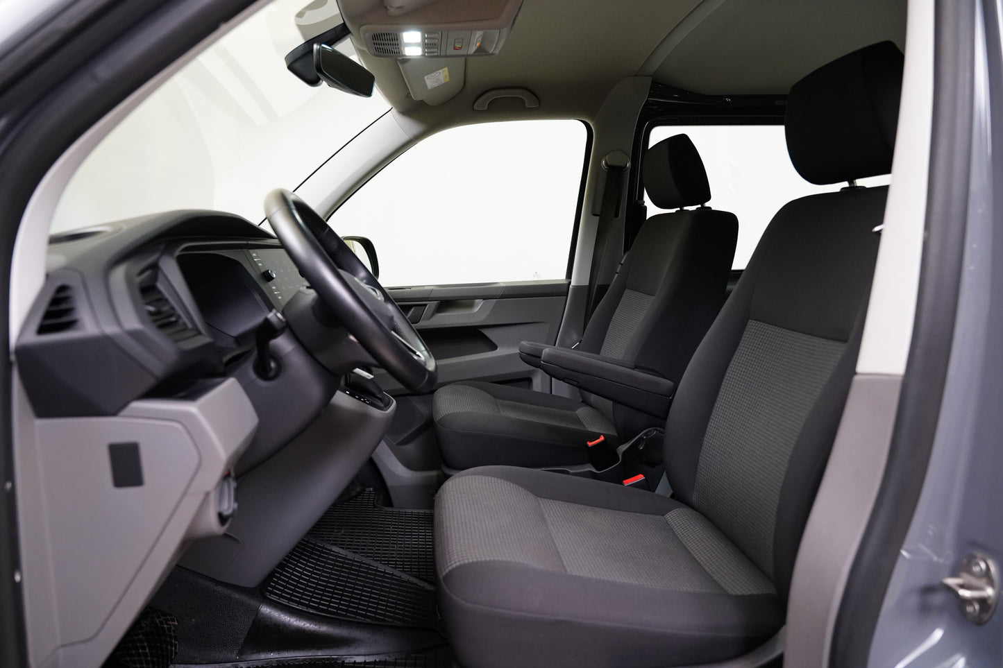 Volkswagen Transporter 2.0 TDI 110 kW DSG Long