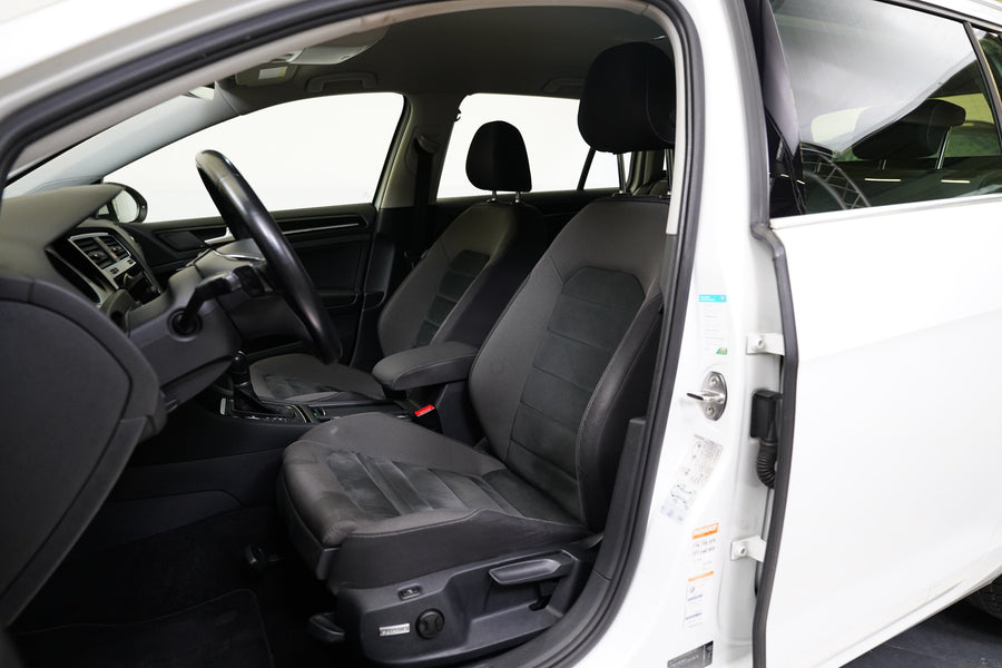 Volkswagen Golf 1.4 TGI 81 kW DSG Highline – foto 11