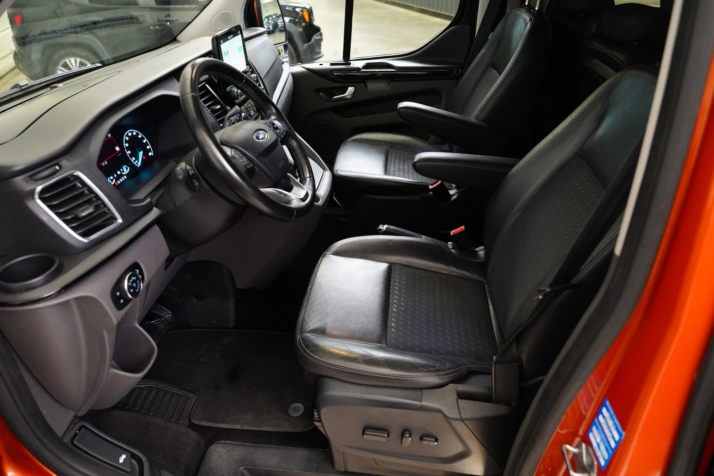 Ford Tourneo Custom 2.0 TDCi 125 kW Sport L1