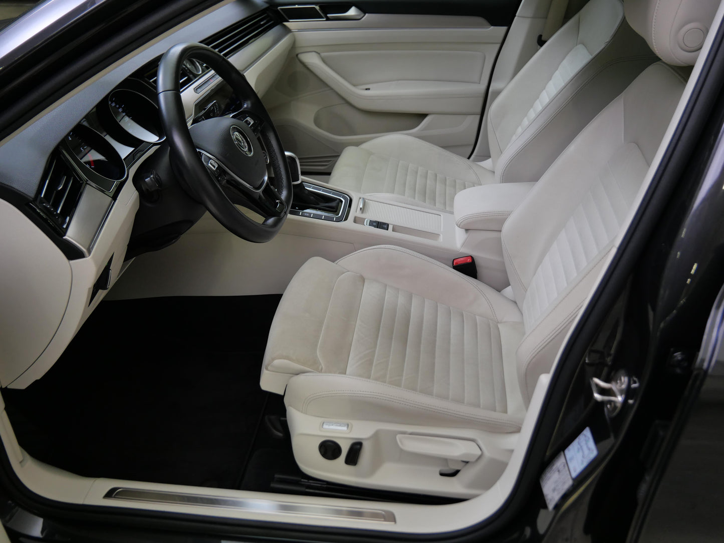 Volkswagen Passat 2.0 TDI 140 kW DSG Highline