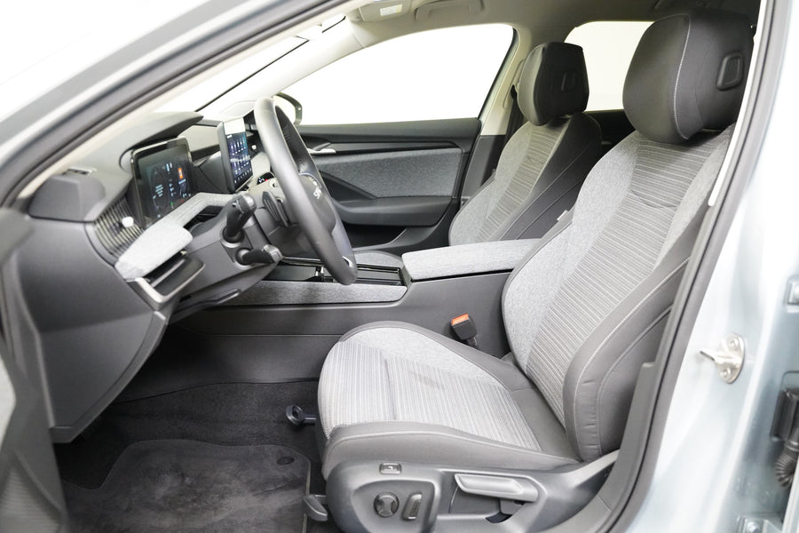 Škoda Superb 2.0 TDI 110 kW Selection – foto 11