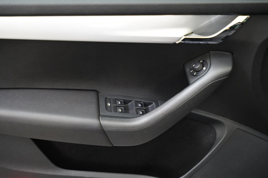 Škoda Octavia 2.0 TDI 110 kW DSG Elegance – foto 11
