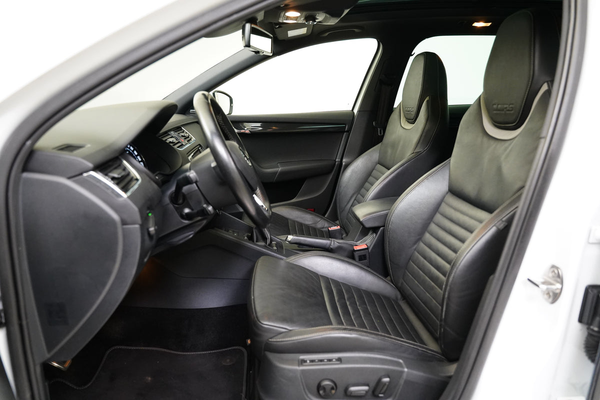 Škoda Octavia 2.0 TDI 135 kW RS – foto 11
