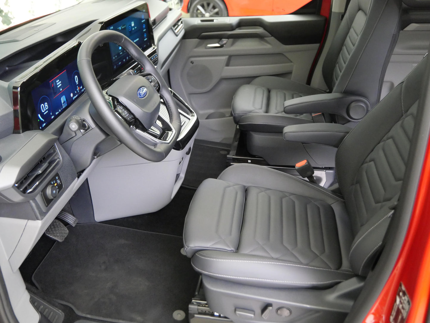 Ford Tourneo Custom 2.0 EcoBlue 125 kW Titanium X