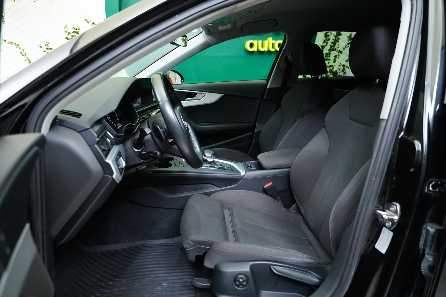 Audi A4 2.0 TDI 110 kW S-tronic Sport
