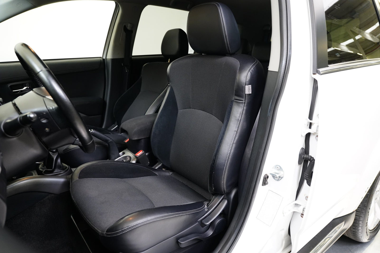 Mitsubishi Outlander 2.2 DI-D 130kW – foto 11