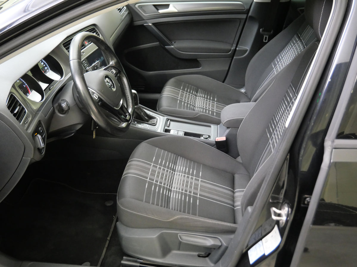 Volkswagen Golf 1.6 TDI 81 kW Lounge – foto 11